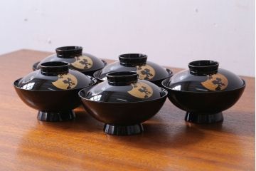 アンティーク雑貨　和製アンティーク　大正〜昭和初期　輪島塗木製蒔絵椀5客(2)