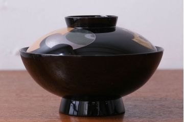 アンティーク雑貨　和製アンティーク　大正〜昭和初期　輪島塗木製蒔絵椀5客(2)