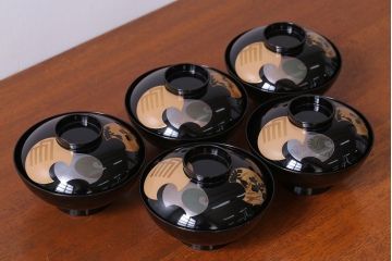 アンティーク雑貨　和製アンティーク　大正〜昭和初期　輪島塗木製蒔絵椀5客(3)