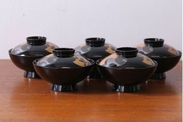 アンティーク雑貨　和製アンティーク　大正〜昭和初期　輪島塗木製蒔絵椀5客(4)
