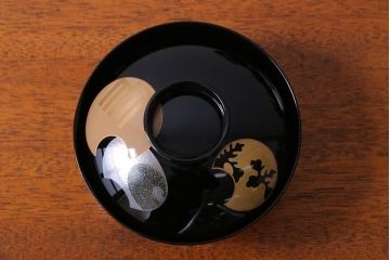アンティーク雑貨　和製アンティーク　大正〜昭和初期　輪島塗木製蒔絵椀5客(4)