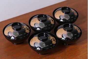 アンティーク雑貨　和製アンティーク　大正〜昭和初期　輪島塗木製蒔絵椀5客(4)