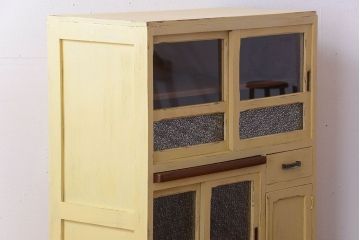 アンティーク家具　アンティークペイント　作業台付き!小さなキッチンキャビネット(食器棚・カップボード)