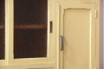 アンティーク家具　アンティークペイント　作業台付き!小さなキッチンキャビネット(食器棚・カップボード)