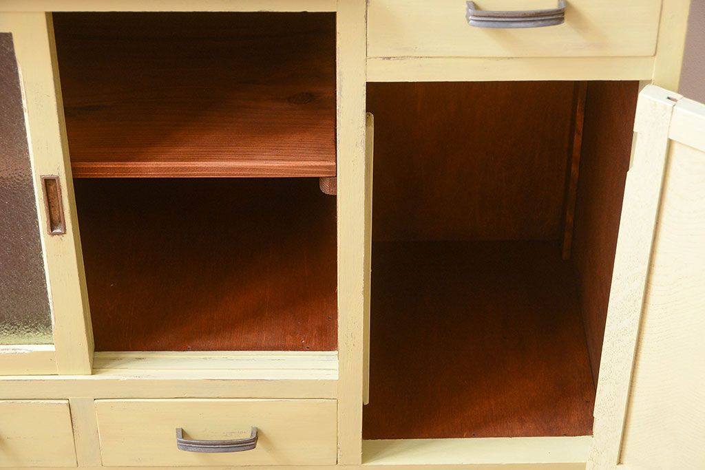 アンティーク家具　アンティークペイント　作業台付き!小さなキッチンキャビネット(食器棚・カップボード)