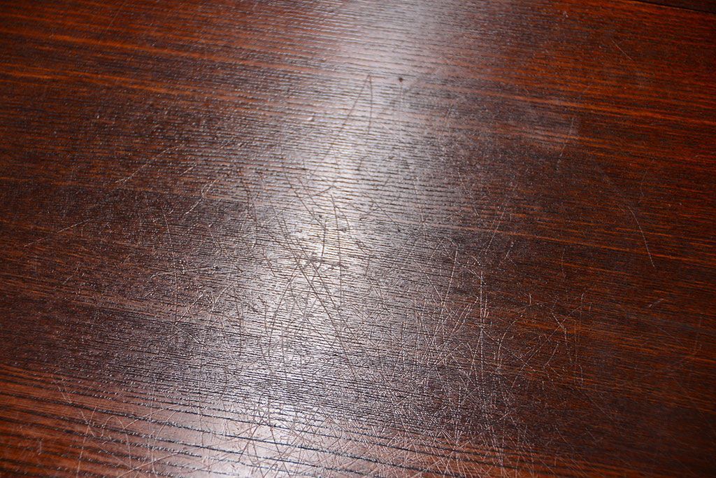 中古　民芸家具　楡材　総無垢　四枚引き戸の高級水屋箪笥