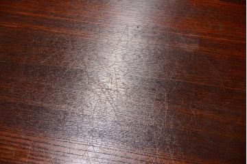 中古　民芸家具　楡材　総無垢　四枚引き戸の高級水屋箪笥