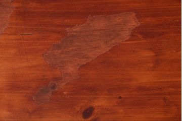 アンティーク家具　古民具・骨董　重厚な金具の美しい観音開き時代箪笥(衣装箪笥)