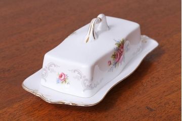 アンティーク雑貨　イギリス　Royal Albert(ロイヤルアルバート)　Tranquillity(トランキュリティ)シリーズ　バターディッシュ・調味料入れ3点セット