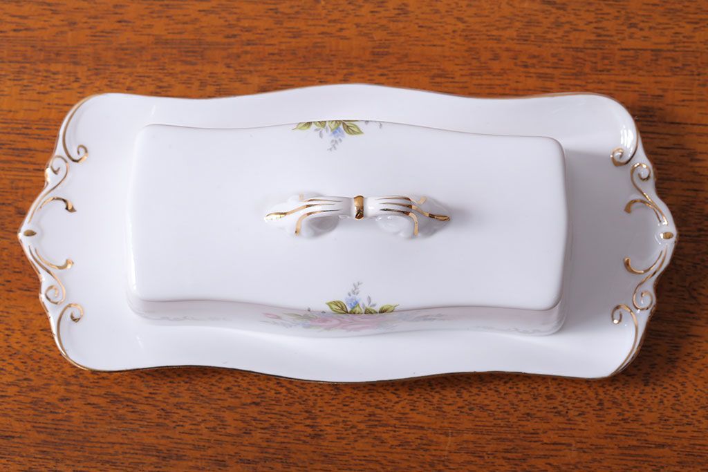 アンティーク雑貨　イギリス　Royal Albert(ロイヤルアルバート)　Tranquillity(トランキュリティ)シリーズ　バターディッシュ・調味料入れ3点セット