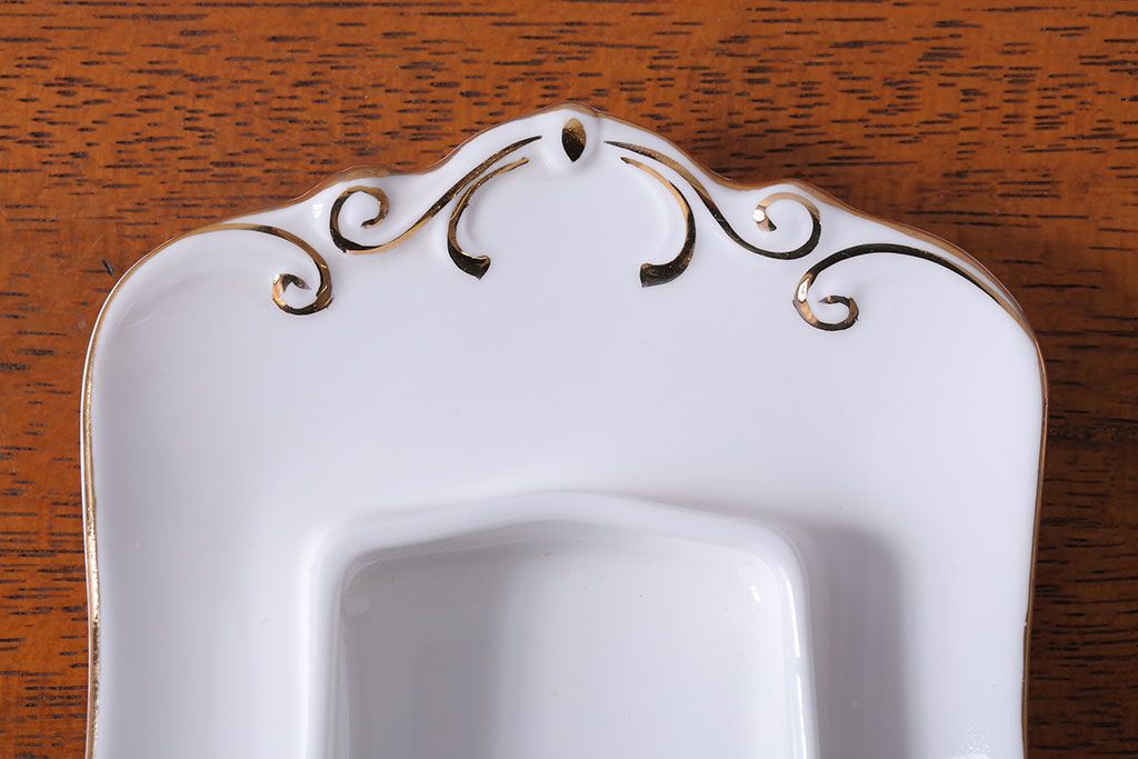 アンティーク雑貨　イギリス　Royal Albert(ロイヤルアルバート)　Tranquillity(トランキュリティ)シリーズ　バターディッシュ・調味料入れ3点セット