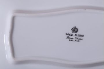 アンティーク雑貨　イギリス　Royal Albert(ロイヤルアルバート)　Tranquillity(トランキュリティ)シリーズ　バターディッシュ・調味料入れ3点セット