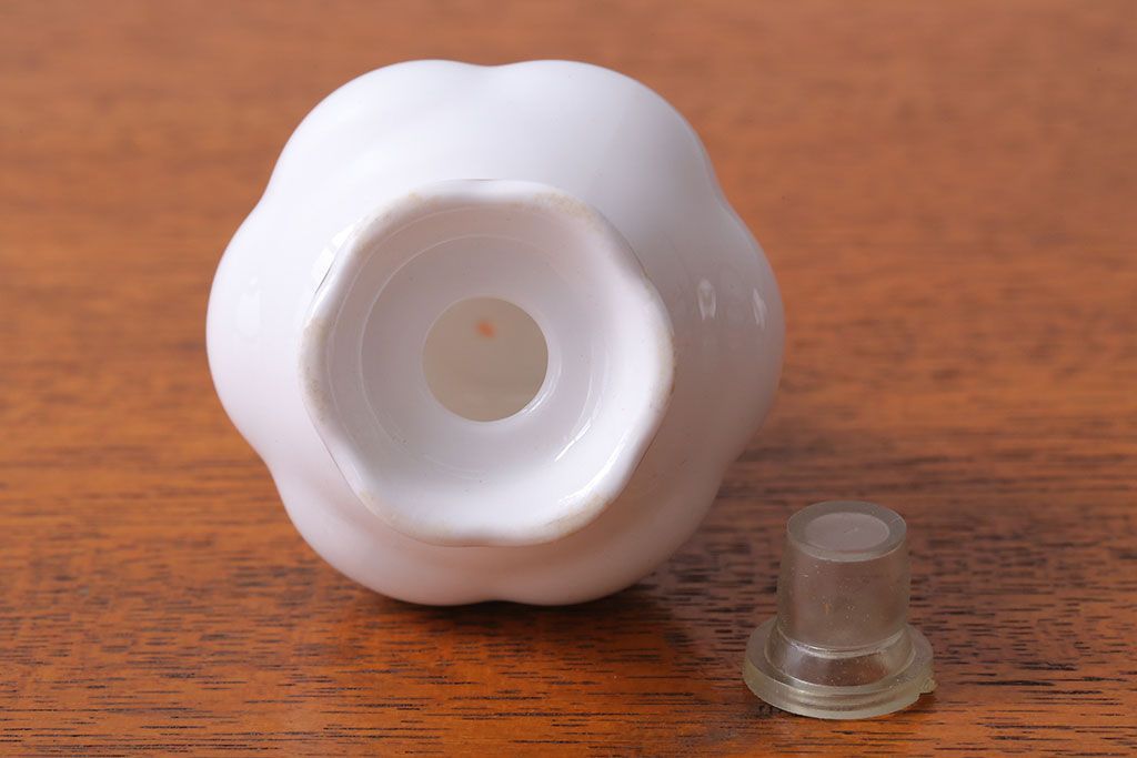 アンティーク雑貨　イギリス　Royal Albert(ロイヤルアルバート)　Tranquillity(トランキュリティ)シリーズ　バターディッシュ・調味料入れ3点セット