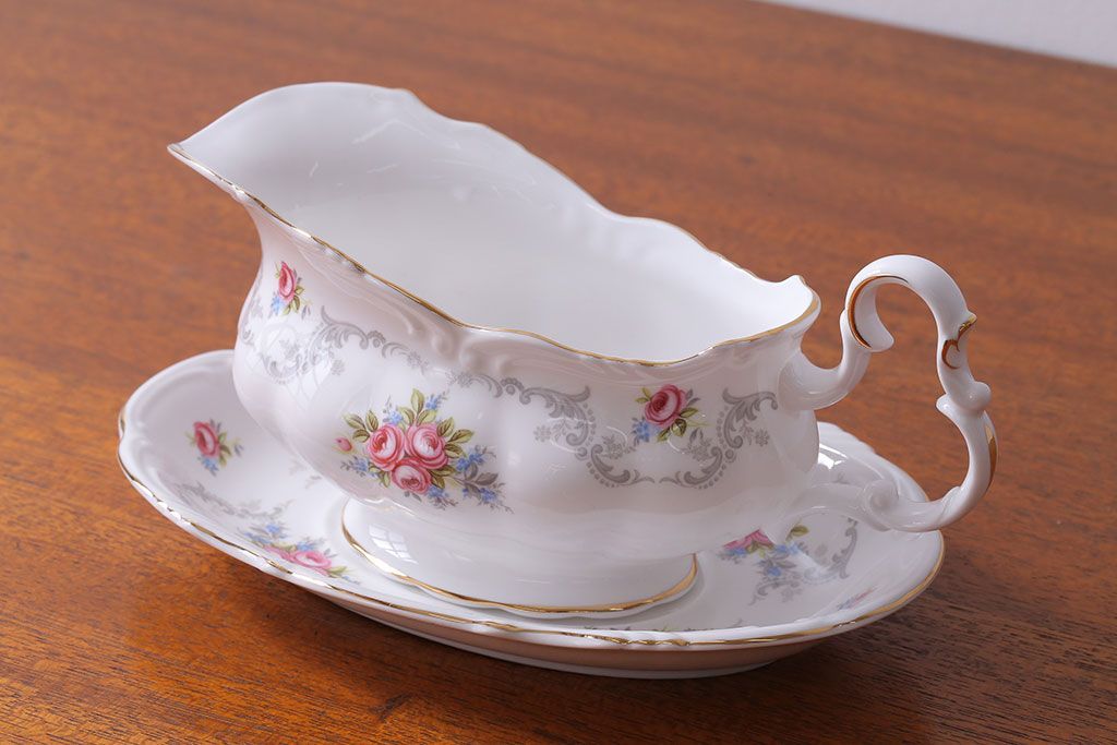 アンティーク雑貨　イギリス　Royal Albert(ロイヤルアルバート)　Tranquillity(トランキュリティ)シリーズ　ソースボート(洋食器)