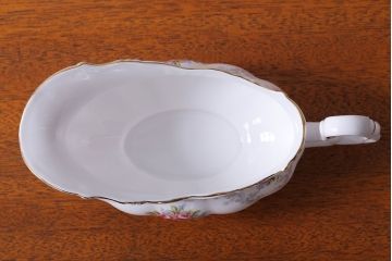 アンティーク雑貨　イギリス　Royal Albert(ロイヤルアルバート)　Tranquillity(トランキュリティ)シリーズ　ソースボート(洋食器)