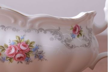 アンティーク雑貨　イギリス　Royal Albert(ロイヤルアルバート)　Tranquillity(トランキュリティ)シリーズ　ソースボート(洋食器)