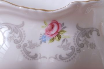 アンティーク雑貨　イギリス　Royal Albert(ロイヤルアルバート)　Tranquillity(トランキュリティ)シリーズ　ソースボート(洋食器)