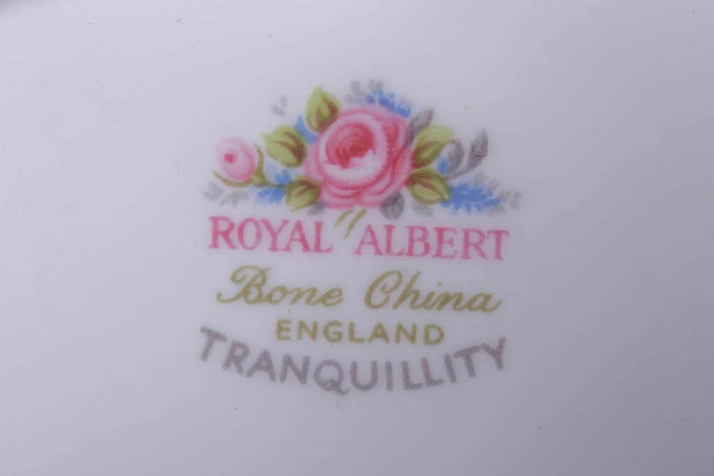 アンティーク雑貨　イギリス　Royal Albert(ロイヤルアルバート)　Tranquillity(トランキュリティ)シリーズ　ソースボート(洋食器)