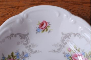 アンティーク雑貨　イギリス　Royal Albert(ロイヤルアルバート)　Tranquillity(トランキュリティ)シリーズ　ソースボート(洋食器)