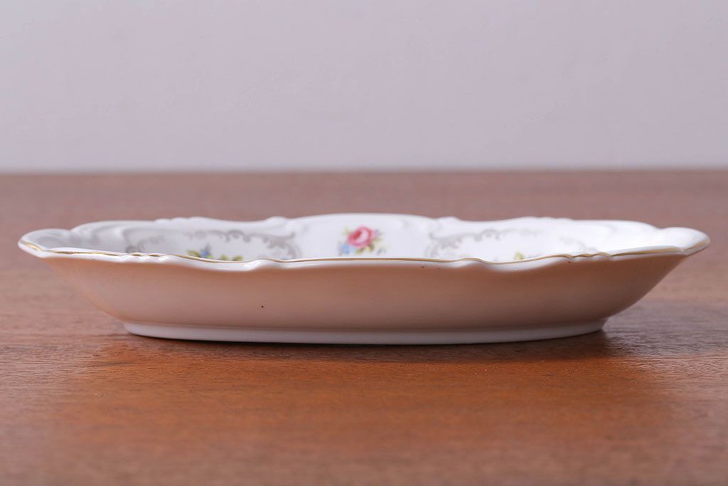 アンティーク雑貨　イギリス　Royal Albert(ロイヤルアルバート)　Tranquillity(トランキュリティ)シリーズ　ソースボート(洋食器)