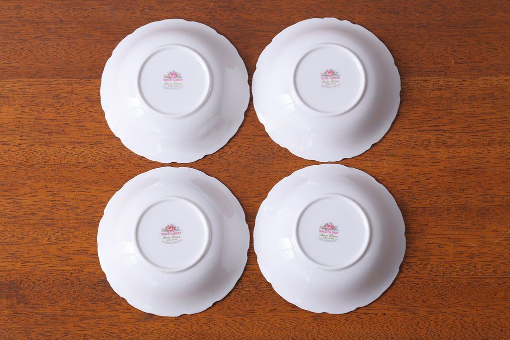 アンティーク雑貨　イギリス　Royal Albert(ロイヤルアルバート)　Tranquillity(トランキュリティ)シリーズ　ケーキ皿など9点(洋食器)