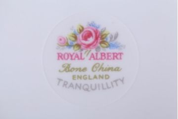 アンティーク雑貨　イギリス　Royal Albert(ロイヤルアルバート)　Tranquillity(トランキュリティ)シリーズ　ケーキ皿など9点(洋食器)