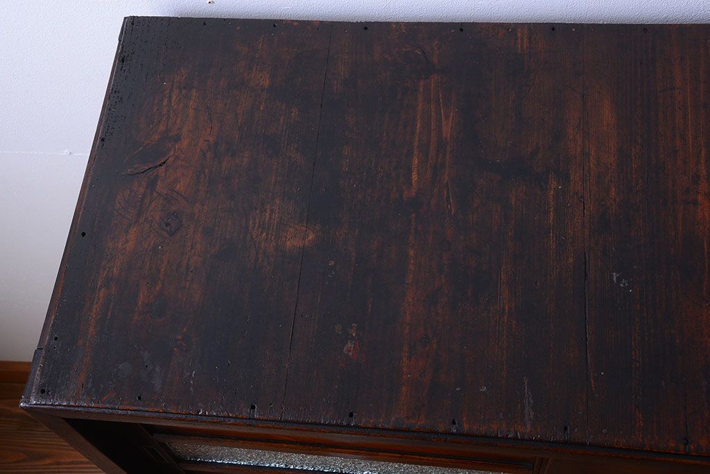 アンティーク家具　和製アンティーク　ダイヤガラス入り!小さなキッチンキャビネット(食器棚・収納棚)