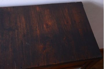 アンティーク家具　和製アンティーク　ダイヤガラス入り!小さなキッチンキャビネット(食器棚・収納棚)