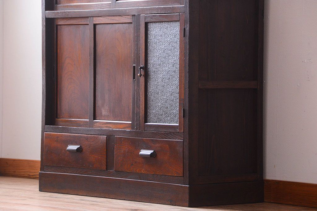 アンティーク家具　和製アンティーク　ダイヤガラス入り!小さなキッチンキャビネット(食器棚・収納棚)