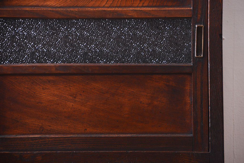 アンティーク家具　和製アンティーク　ダイヤガラス入り!小さなキッチンキャビネット(食器棚・収納棚)