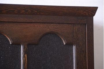 アンティーク家具　和製アンティーク　ダイヤガラス入り!上品で上質な古い木製カップボード(食器棚)