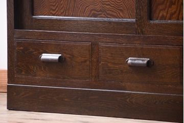 アンティーク家具　和製アンティーク　ダイヤガラス入り!上品で上質な古い木製カップボード(食器棚)