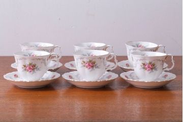 アンティーク雑貨　イギリス　Royal Albert(ロイヤルアルバート)　Tranquillity(トランキュリティ)シリーズ　カップ&ソーサー6客(洋食器)