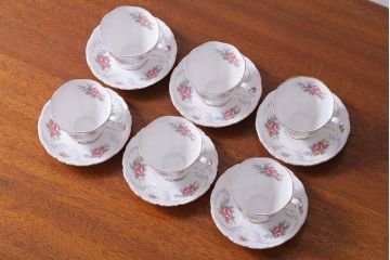 アンティーク雑貨　イギリス　Royal Albert(ロイヤルアルバート)　Tranquillity(トランキュリティ)シリーズ　カップ&ソーサー6客(洋食器)