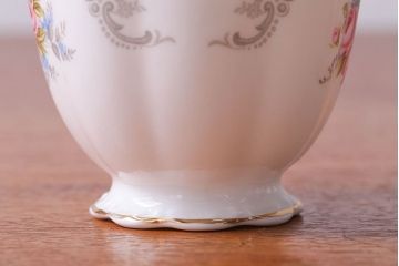 アンティーク雑貨　イギリス　Royal Albert(ロイヤルアルバート)　Tranquillity(トランキュリティ)シリーズ　カップ&ソーサー6客(洋食器)