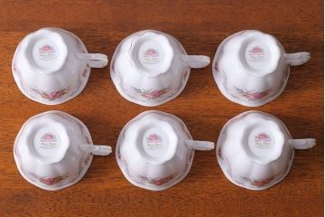 アンティーク雑貨　イギリス　Royal Albert(ロイヤルアルバート)　Tranquillity(トランキュリティ)シリーズ　カップ&ソーサー6客(洋食器)