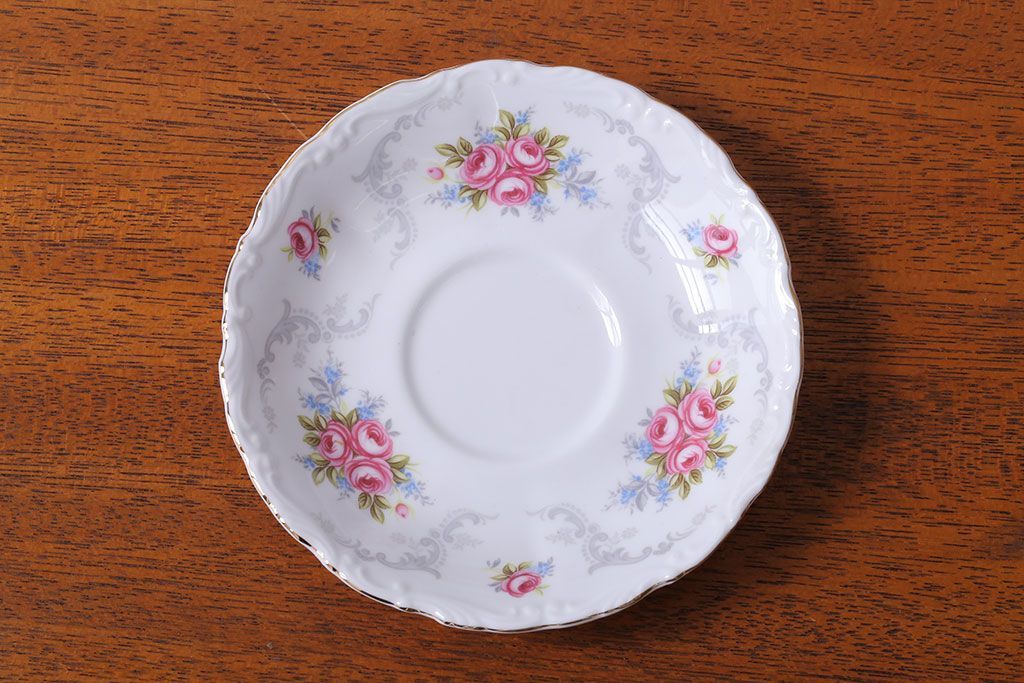 アンティーク雑貨　イギリス　Royal Albert(ロイヤルアルバート)　Tranquillity(トランキュリティ)シリーズ　カップ&ソーサー6客(洋食器)