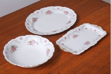 アンティーク雑貨　イギリス　Royal Albert(ロイヤルアルバート)　Tranquillity(トランキュリティ)シリーズ　大皿など3点(洋食器)