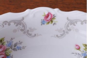 アンティーク雑貨　イギリス　Royal Albert(ロイヤルアルバート)　Tranquillity(トランキュリティ)シリーズ　大皿など3点(洋食器)