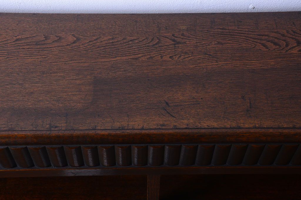 アンティーク家具　和製アンティーク　シックな大型本棚(ブックシェルフ・飾り棚)