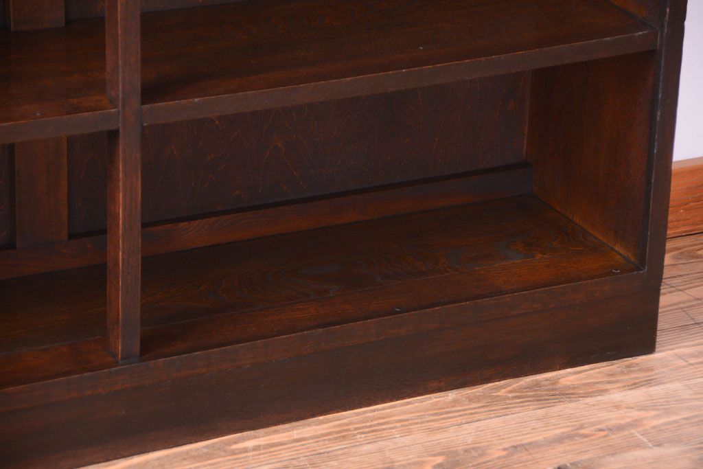 アンティーク家具　和製アンティーク　シックな大型本棚(ブックシェルフ・飾り棚)