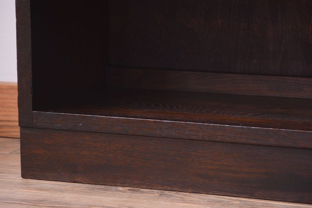 アンティーク家具　和製アンティーク　シックな大型本棚(ブックシェルフ・飾り棚)