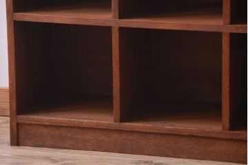 アンティーク家具　和製アンティーク　古い木の縦型マス目棚(収納棚、飾り棚)