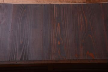 アンティーク家具　和製アンティーク　組子戸が珍しい古い木の高級重ね水屋箪笥