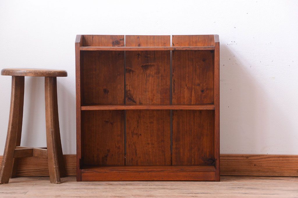 アンティーク　小さな棚 0a6c5d8e91f24eae0e12b0a5f83adc