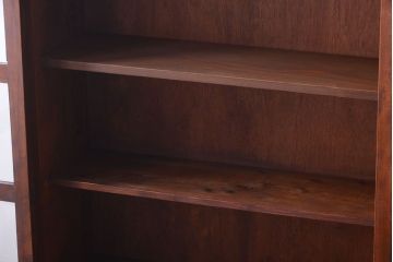 アンティーク家具　和製アンティーク　面取りガラスの大振りで重厚な古い本箱