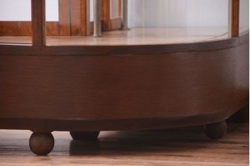 アンティーク家具　和製アンティーク　古いナラ材のR型ガラスショーケース
