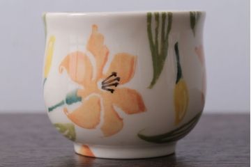 アンティーク雑貨　イギリスビンテージ　WESTFIELD ART POTTERY ポット・カップ&ソーサーなど4点(洋食器)