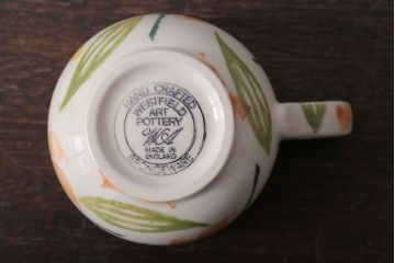 アンティーク雑貨　イギリスビンテージ　WESTFIELD ART POTTERY ポット・カップ&ソーサーなど4点(洋食器)