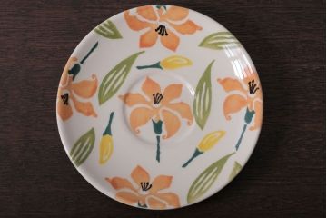 アンティーク雑貨　イギリスビンテージ　WESTFIELD ART POTTERY ポット・カップ&ソーサーなど4点(洋食器)